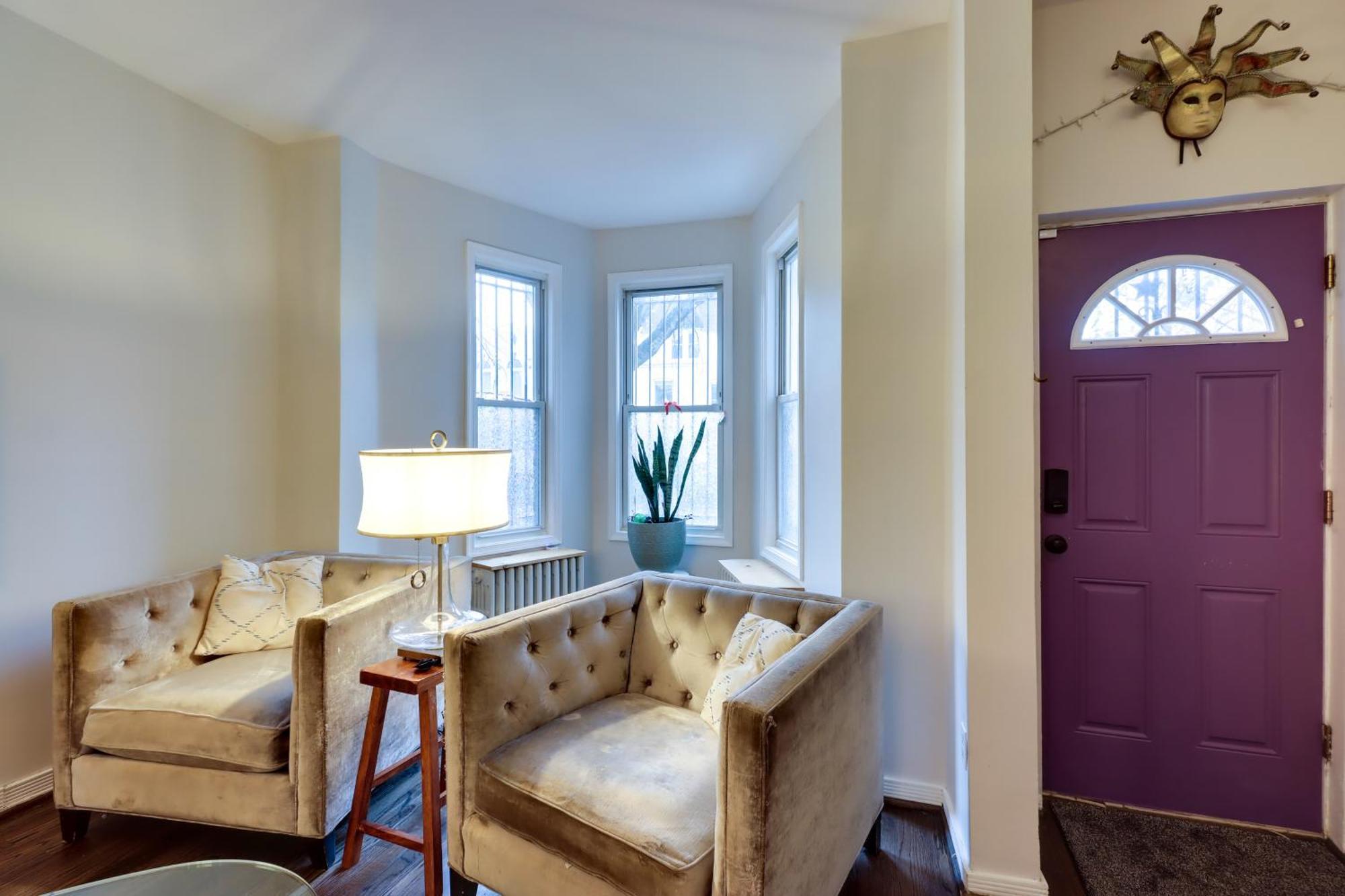 Unique Dc Row House Near Historic H Street! Сasa de vacaciones Washington