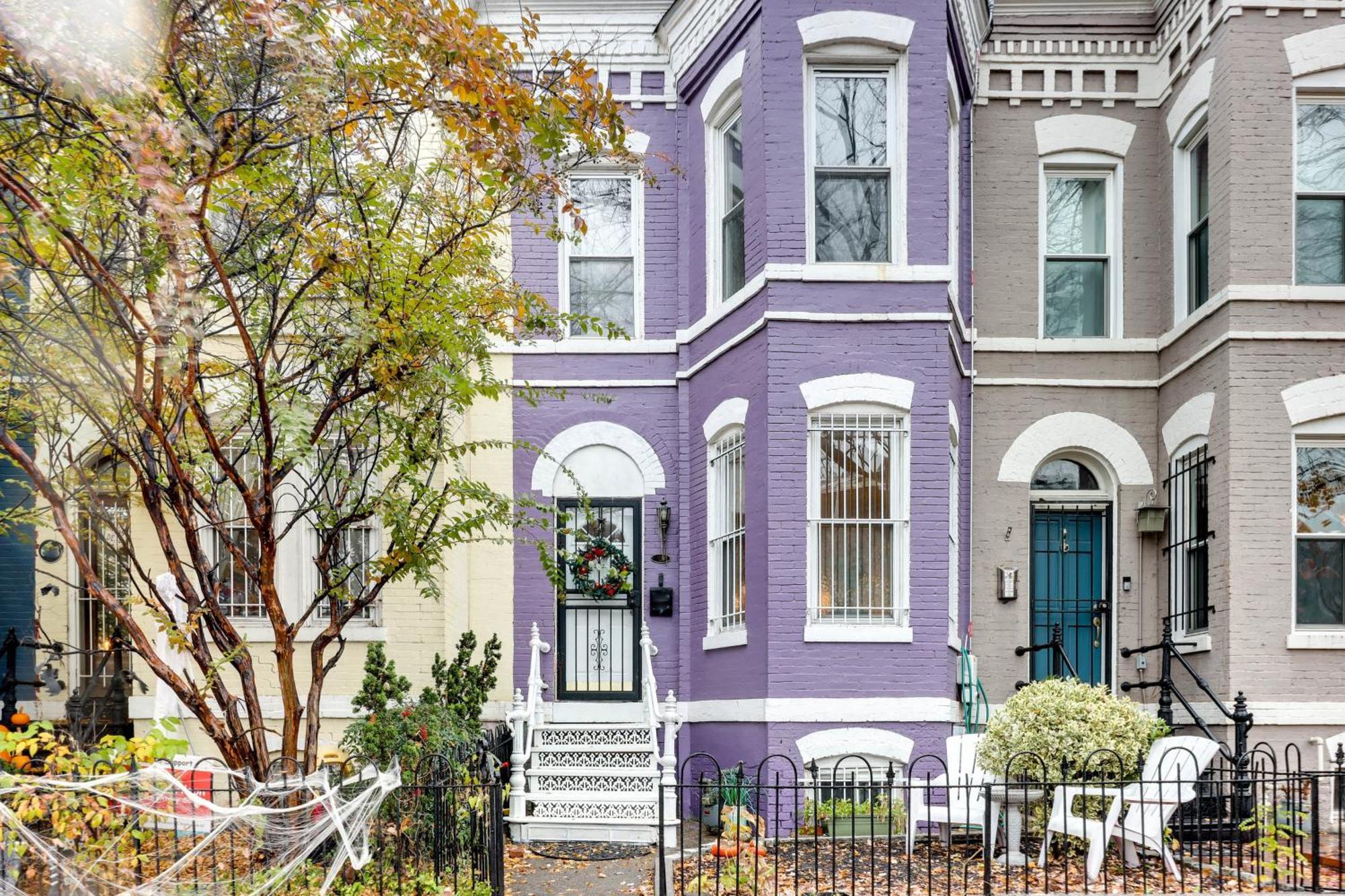 Unique Dc Row House Near Historic H Street! Сasa de vacaciones